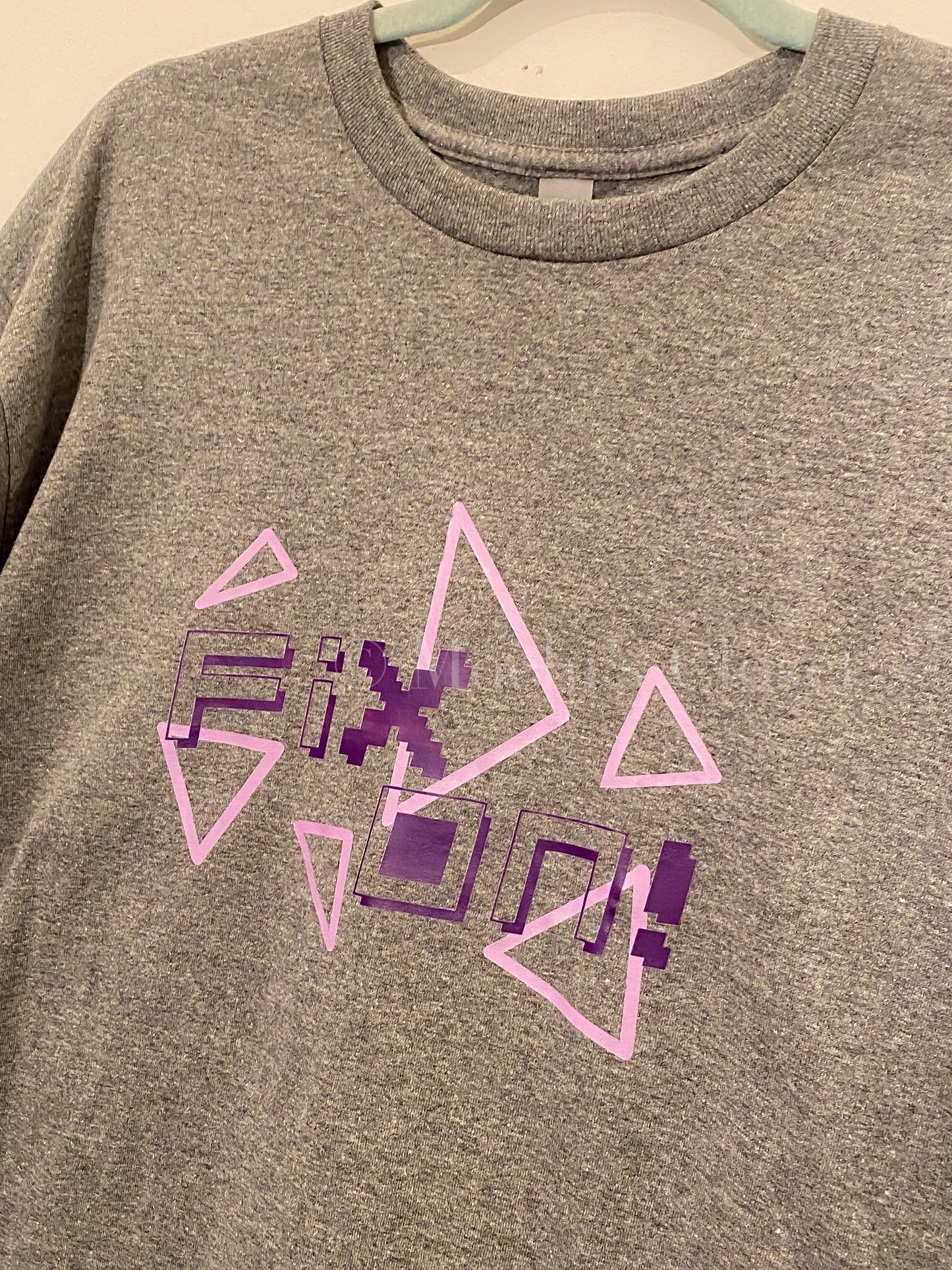 “Fix On” Mingi T-Shirt